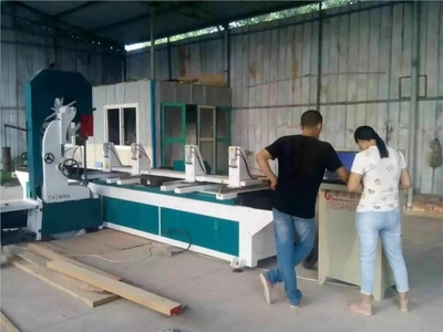 高密市华洲木工机械与建筑机械的发展与优势